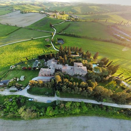 Agriturismo La Torre Di Monsindoli Сиена Экстерьер фото