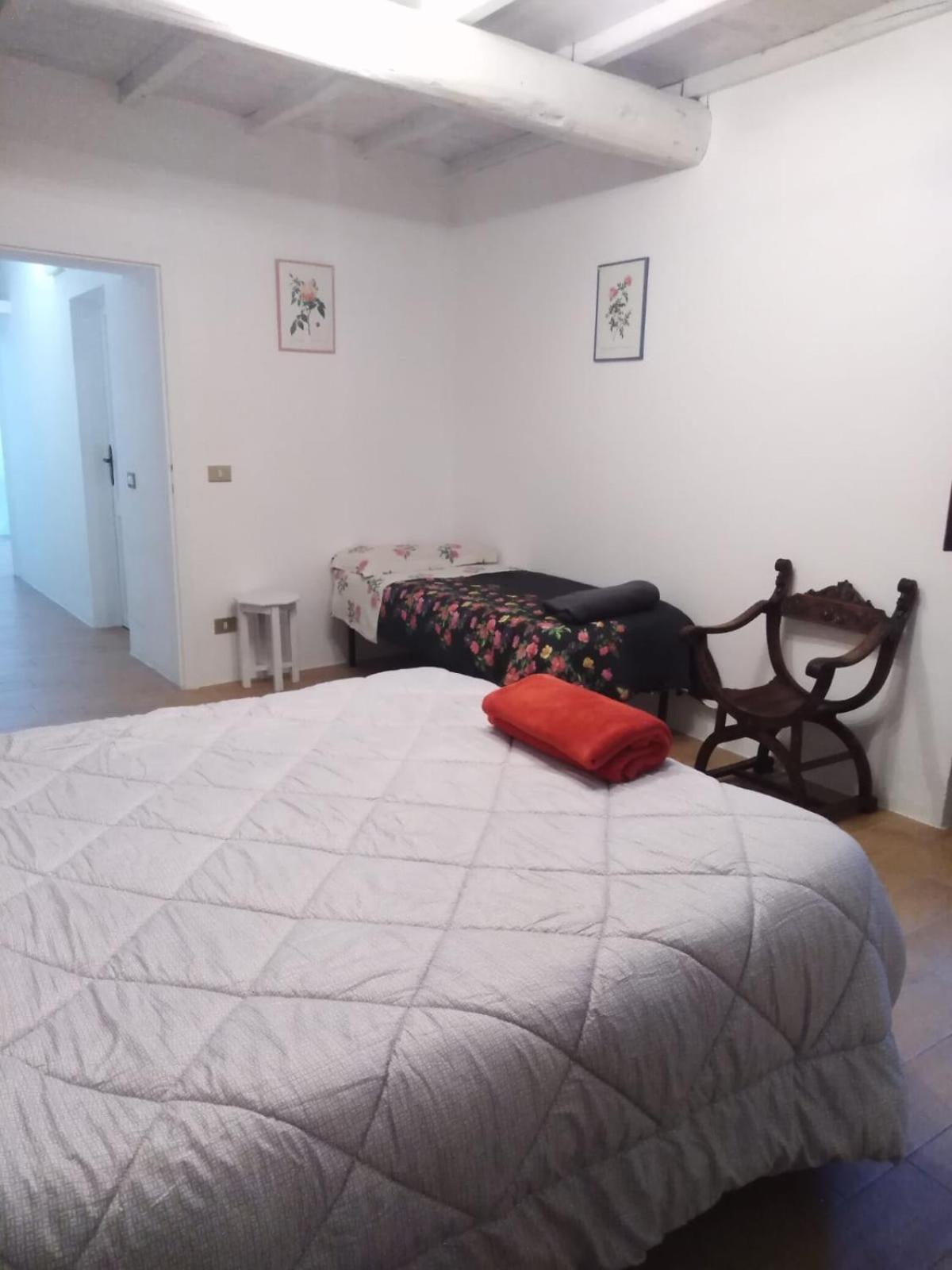 Agriturismo La Torre Di Monsindoli Сиена Экстерьер фото