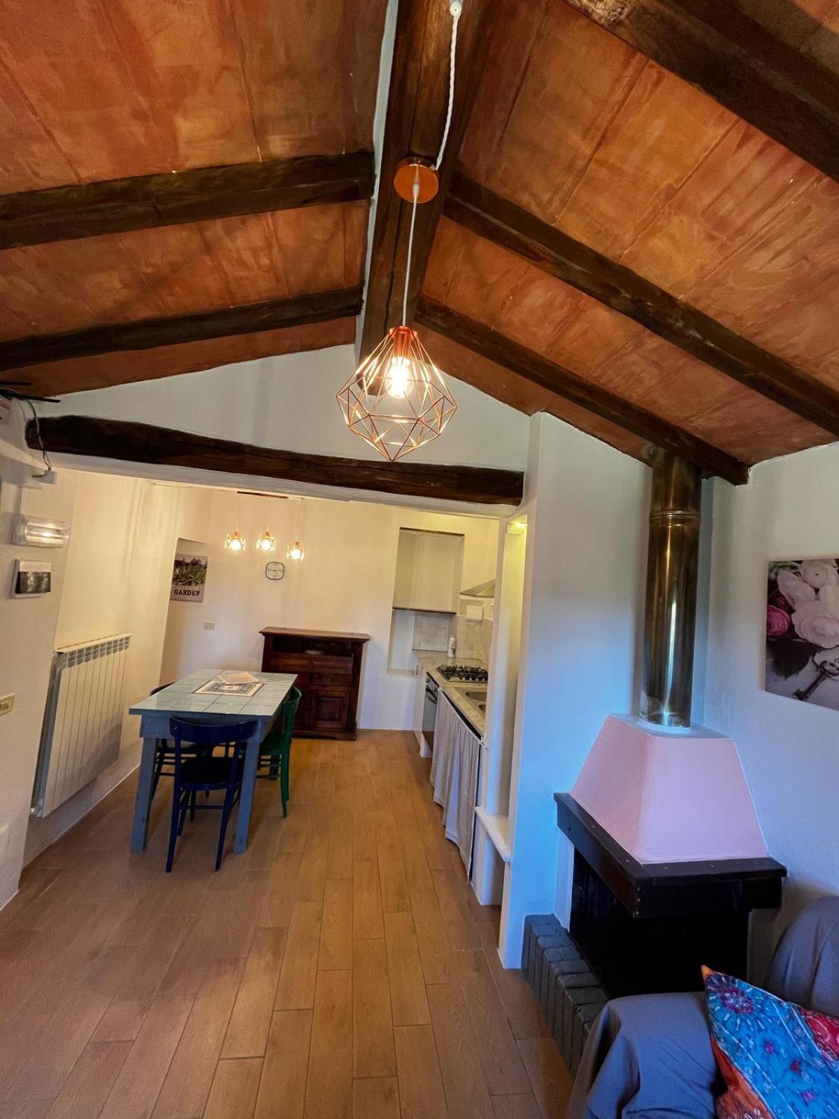 Agriturismo La Torre Di Monsindoli Сиена Экстерьер фото